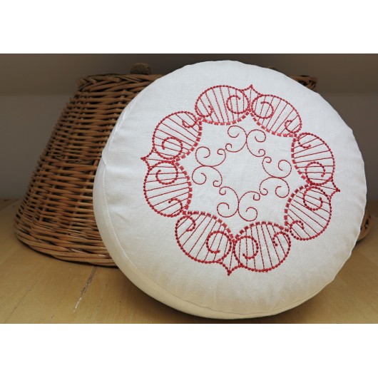 zafu - pohankový sedák - meditační polštář bílý len , červeně vyšívaný, průměr 30cm