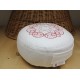 zafu - pohankový sedák - meditační polštář bílý len , červeně vyšívaný, průměr 30cm
